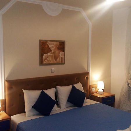 Pantheon Deluxe Apartments Archangelos  Eksteriør billede