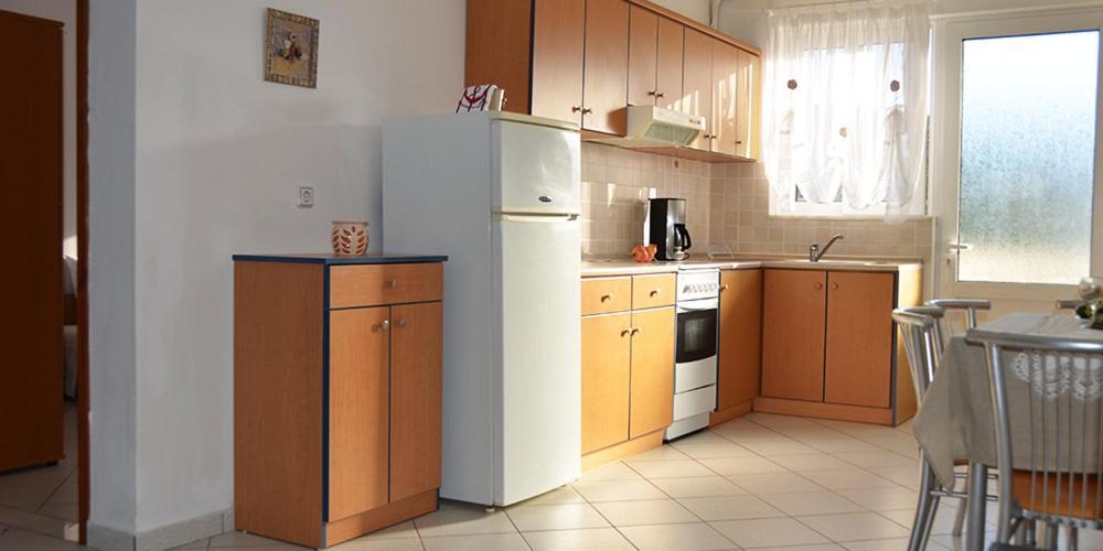 Pantheon Deluxe Apartments Archangelos  Eksteriør billede