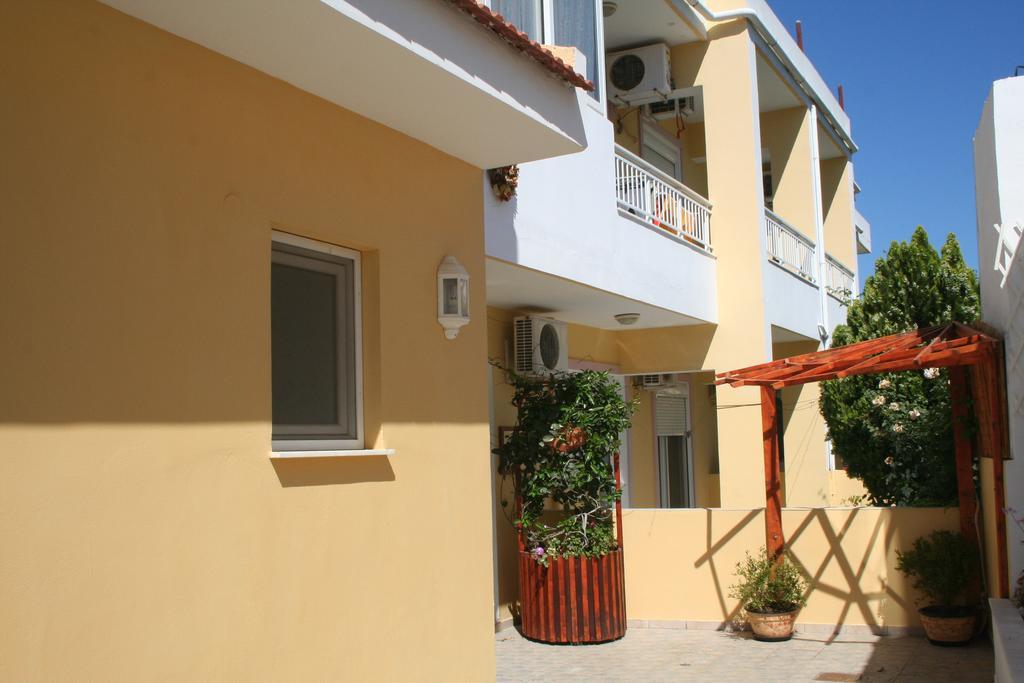 Pantheon Deluxe Apartments Archangelos  Eksteriør billede